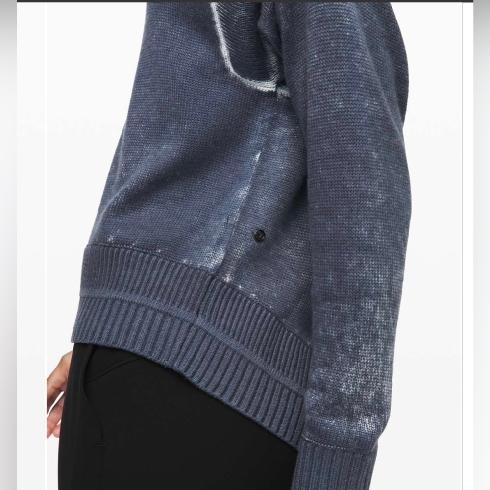NWOT   Lululemon   Hazy Day Sweater  size 12  shadow blue/almost blue - Picture 3 of 13